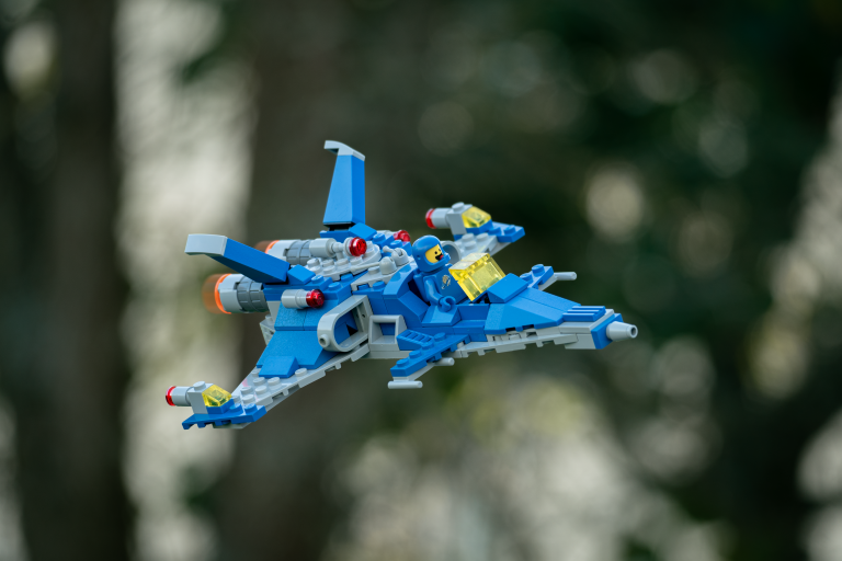 Benny's Midi-Scale Spaceship 1